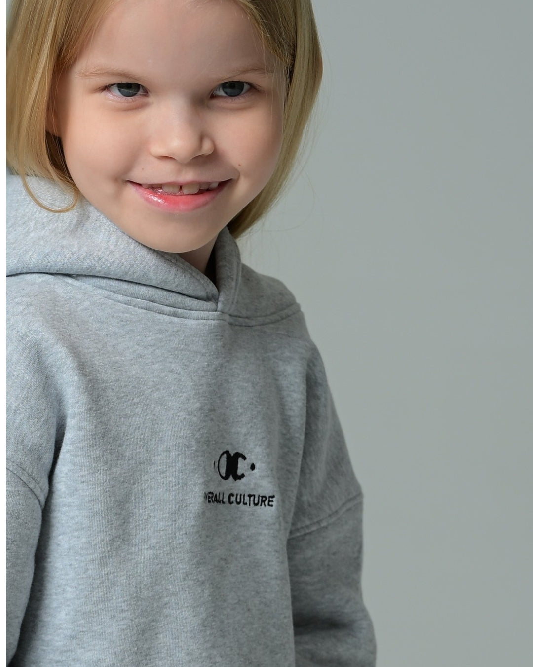 طقم هودى مع شورت موحد الجنس